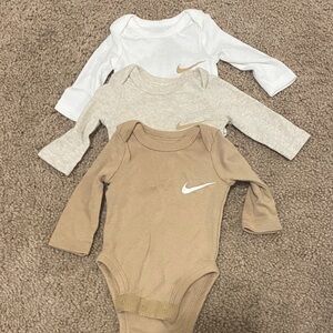 Nike Long Sleeve Bodysuit Set - Neutral Collection